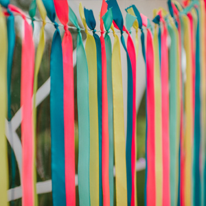 party streamers