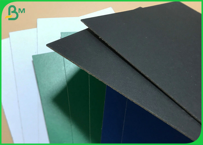 Recycled Pulp 0.8mm to 2mm Black White Color Laminated cardboard with grey back 