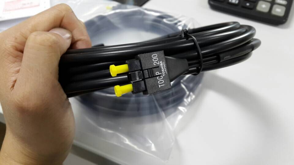 Toshiba TOCP200 Optical Fiber Cable