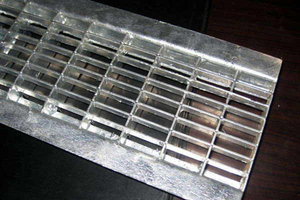 heavy grating plate
