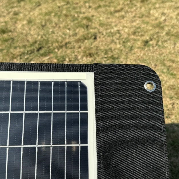 Flexible 100W Foldable Portable Solar Panel with Charger Connector
