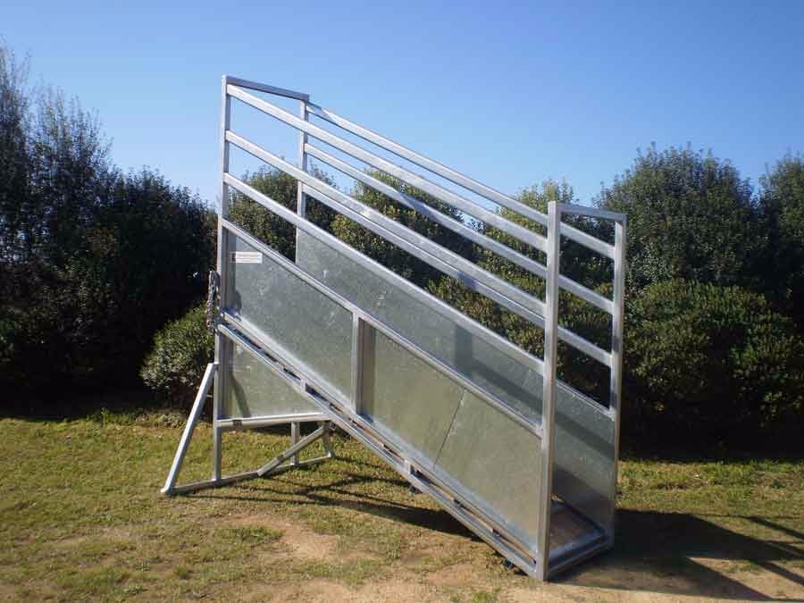2019 hot sale Australia market 1.8x2.1m oval pipe cheap cattle fencing panels for sale/cattle yard design