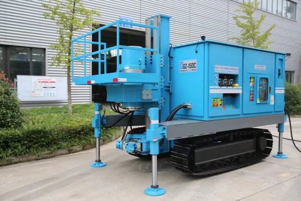 Wireless Transmission Multi-pipe Jet Grouting Drilling Rig for Ground Improvement in Russia for Sale