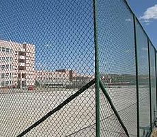 PVC Chain link Fence used for security as factory wall