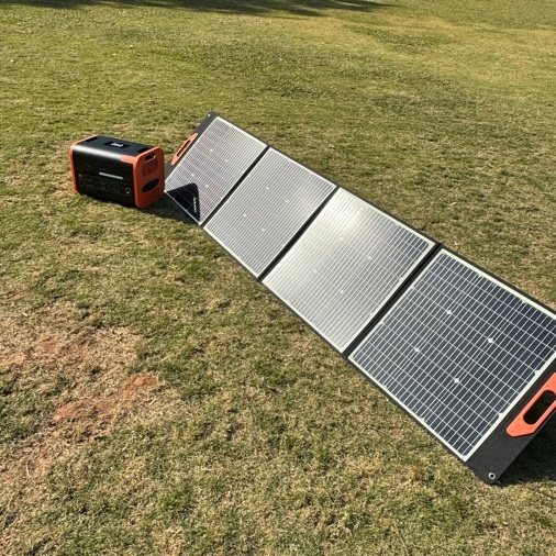 Hot Selling 200W 12V High Efficiency Photovoltaic Portable Folding Solar Panels Camping, RV, Yachtfolding Portable.
