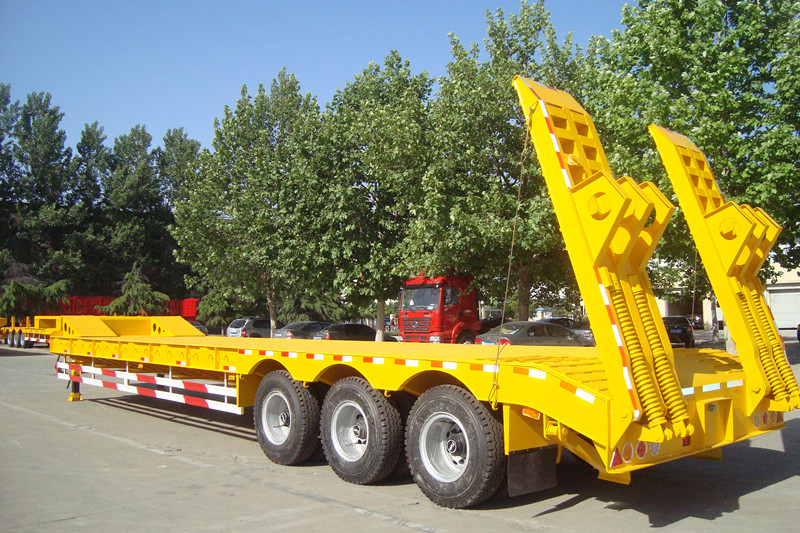 LOW BED TRAILER 