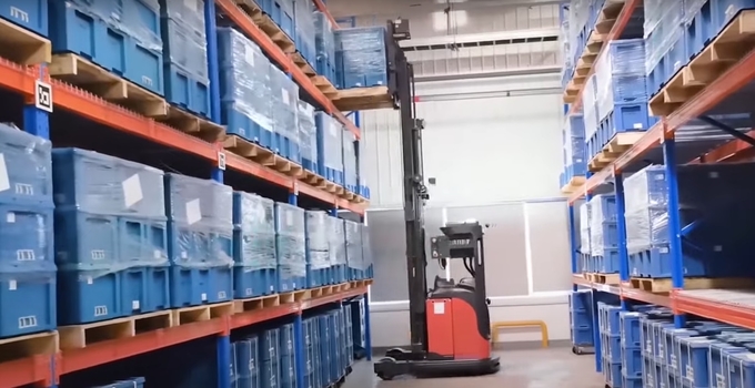Highly Scalable and Low Maintenance PALLET FORKLIFT AGV Automated Warehousing System for Order Fulfillment 1