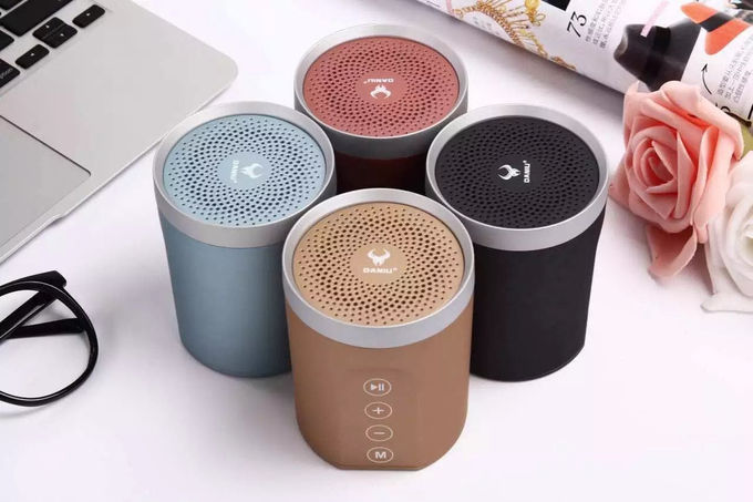 Mobile Laptop Mini Portable Bluetooth Speakers , Bluetooth Rechargeable Speaker7606
