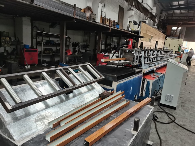 Drywall Stud And Track Roll Forming Machine 0.3-1.2mm 40-160mm Changeable Metal Ceiling Systems 3