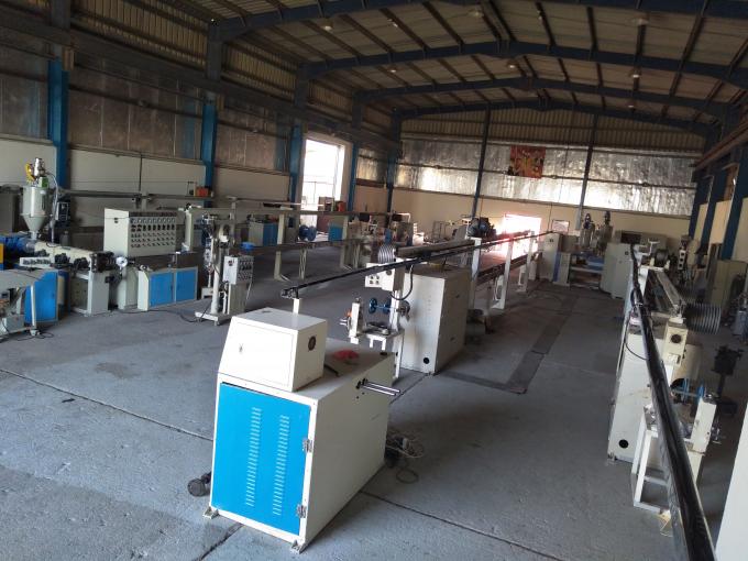 One Screw PVC Wire Extrusion Machine For Cable Insulation Sheathing Stripping