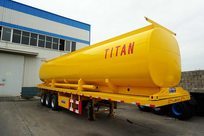 tri-axle fuel tanker truck trailer with four company compartment tank trailer use famous spare parts and we can depent on your choose