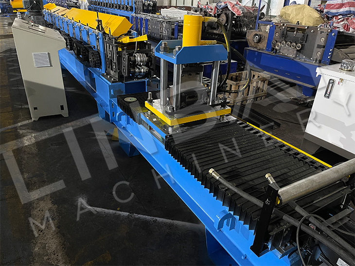 High Speed Galvanized Steel Rolling Shutter Door Roll Forming Machine With Hydraulic Cut