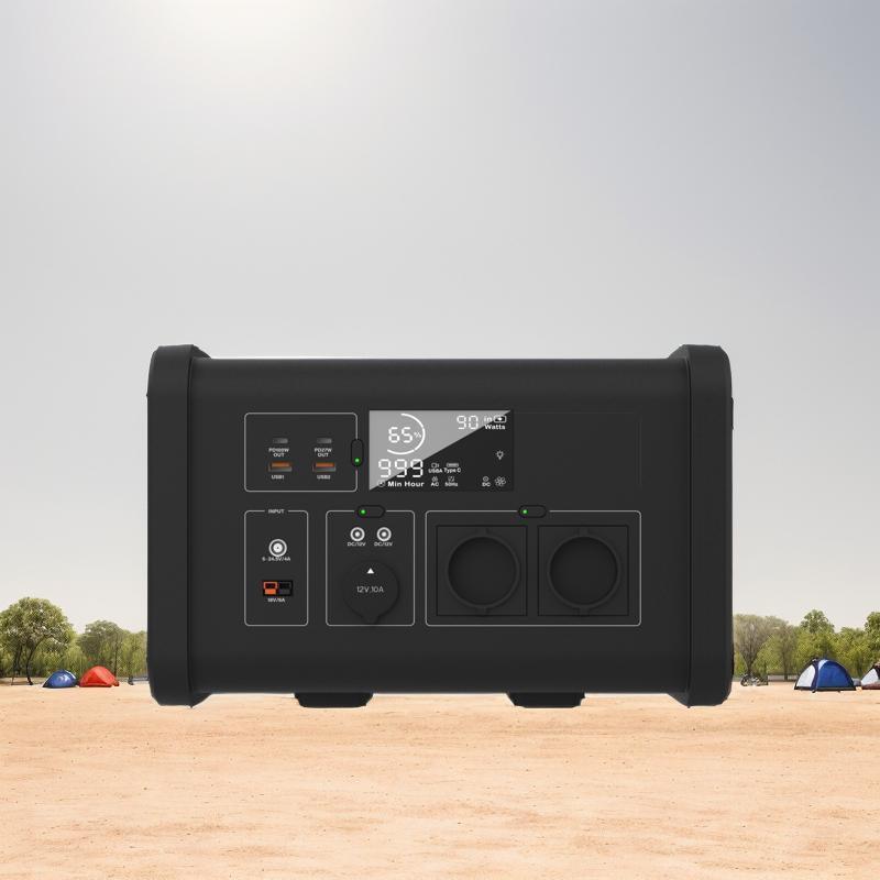 Global Hot Sell Easy to Operate 700W Portable Power Station Solar Generator Camping Outdoors