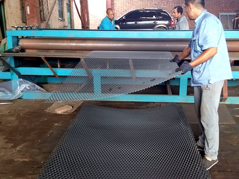 Aluminum / stainless steel expanded plate mesh