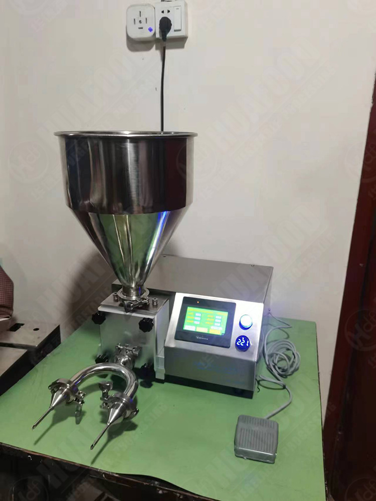 Plastic Cream Injector Cake Filling Machine Cream And Oil Filling Machine With Low Price
