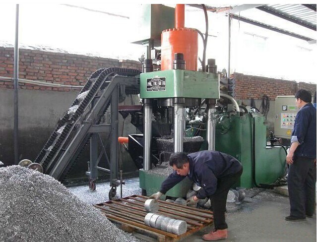 Briquetting Press Machine (Y83-500)