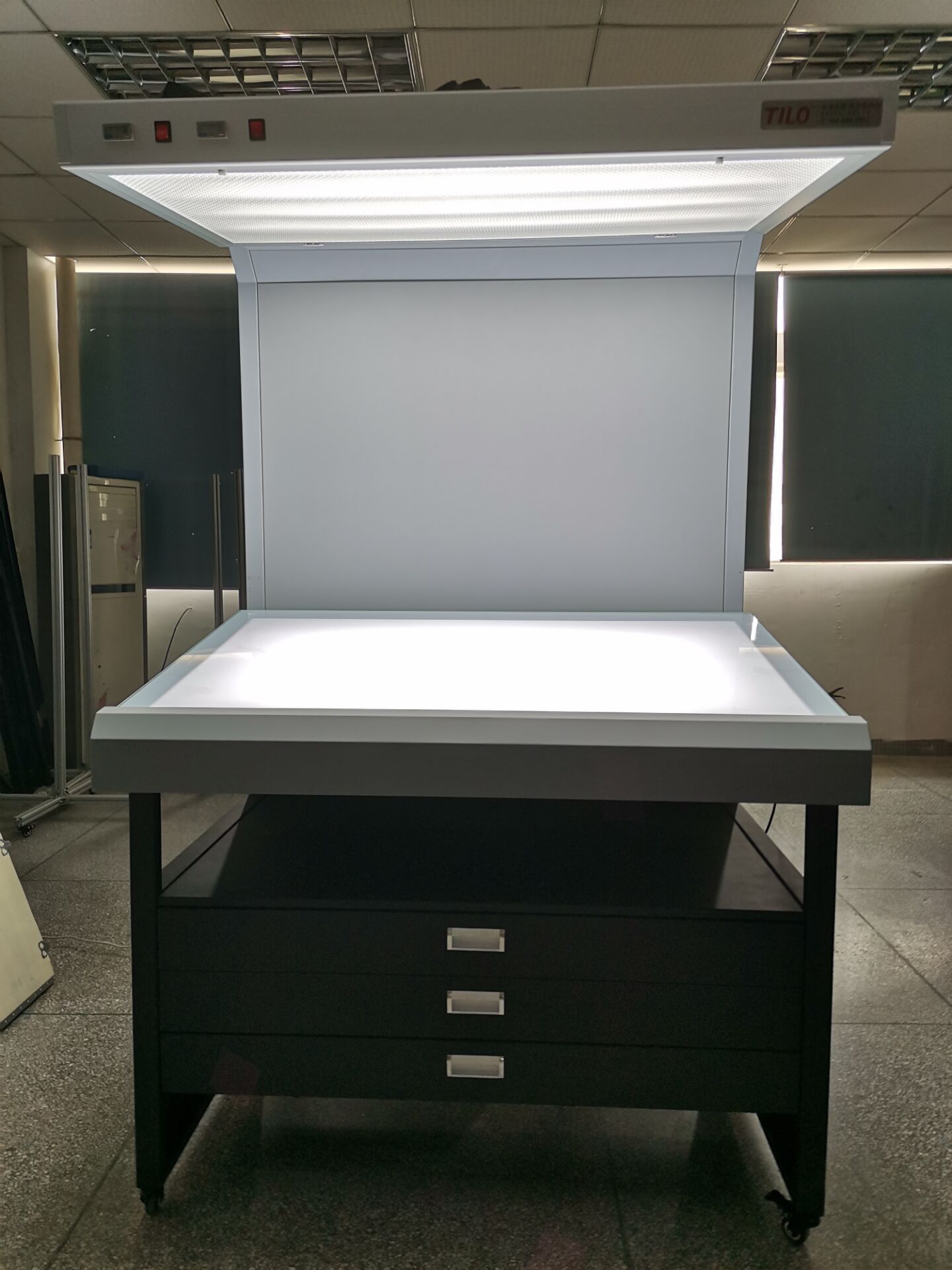 tilo cc120 color proof table color light box for package printing industry with 3 light sources optional D65, D50,U30