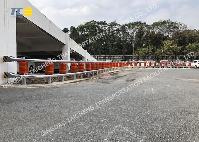 Rolling Guardrail Barrier Q235 Hot Dip Galvanizing 3