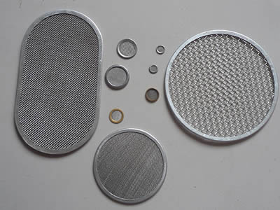 There are several monel K500 wire mesh filter discs with various sizes and density.