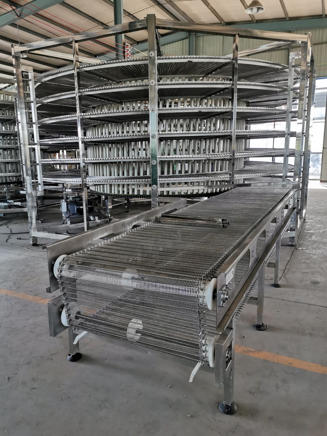 Manufacturer Fully Automatic Spiral Cooling Tower for Baking Industry