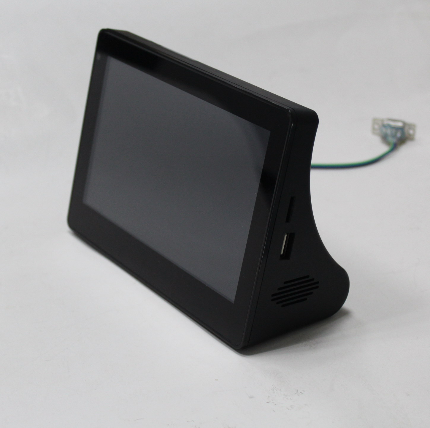 Free Standing Tablet With Echo Cancel Circuit SIP Stack And Amplifier