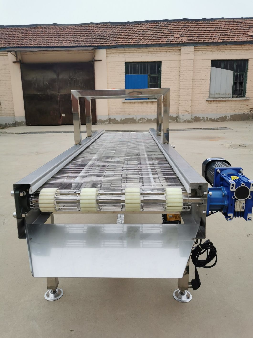 Steel Roller Belt Conveyor System for Carton/Box Transfer
