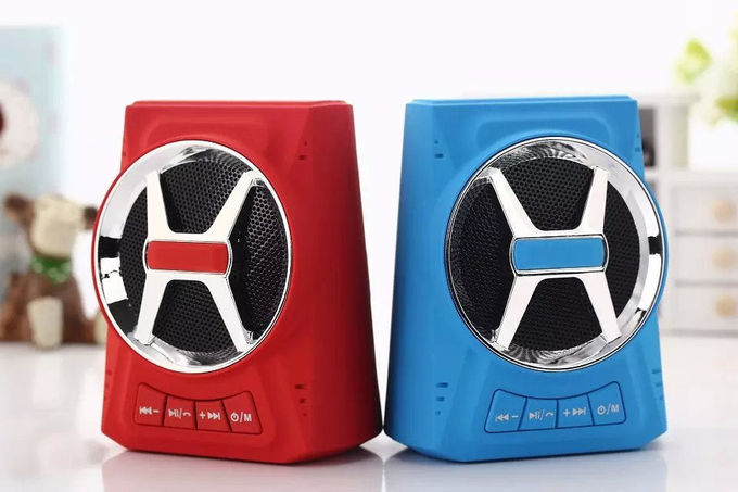 Mobile Laptop Mini Portable Bluetooth Speakers , Bluetooth Rechargeable Speaker808