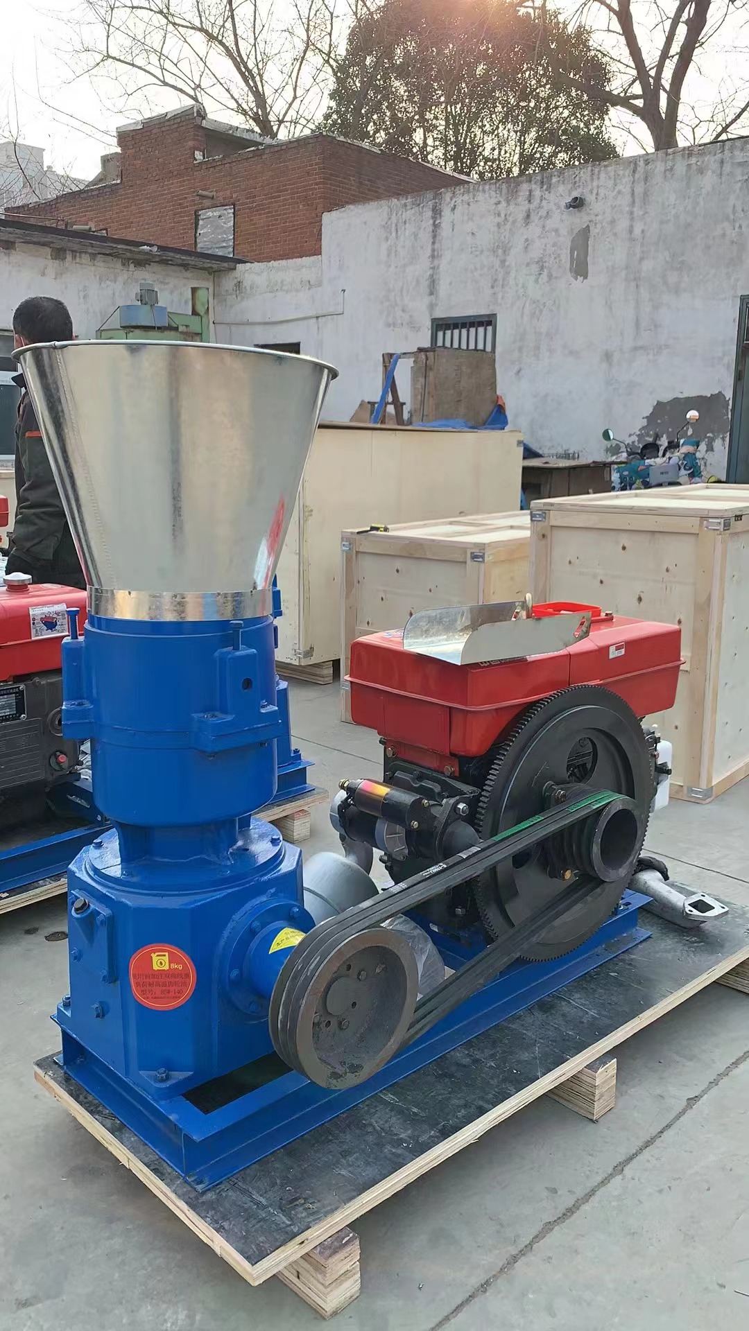BH-400 Industrial High Efficiency Biomass Wood Pellets Machine