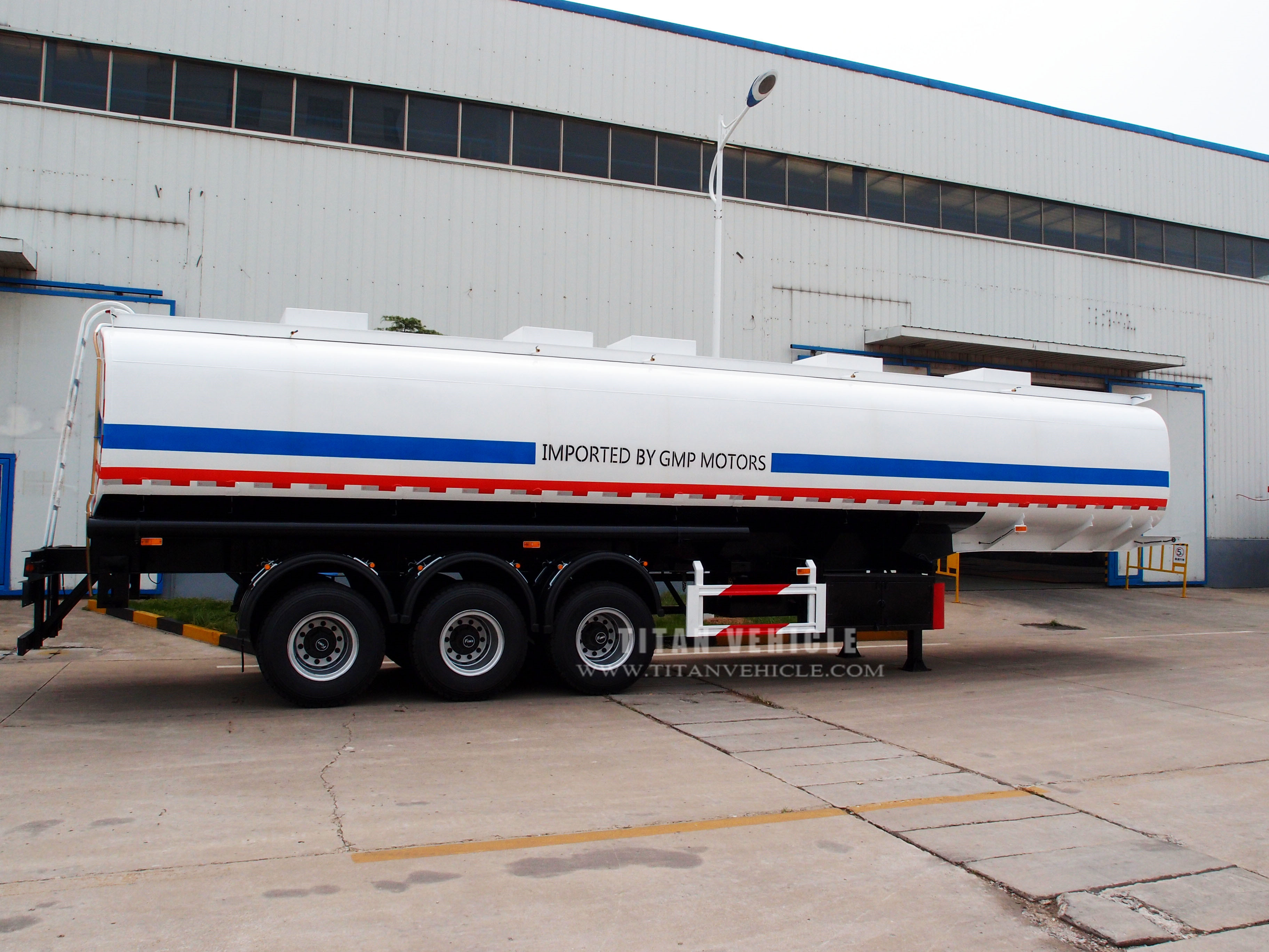 The oil tankers made by Titan are used in domestic and foreign brands, such as: JOST C200 for landing gear.