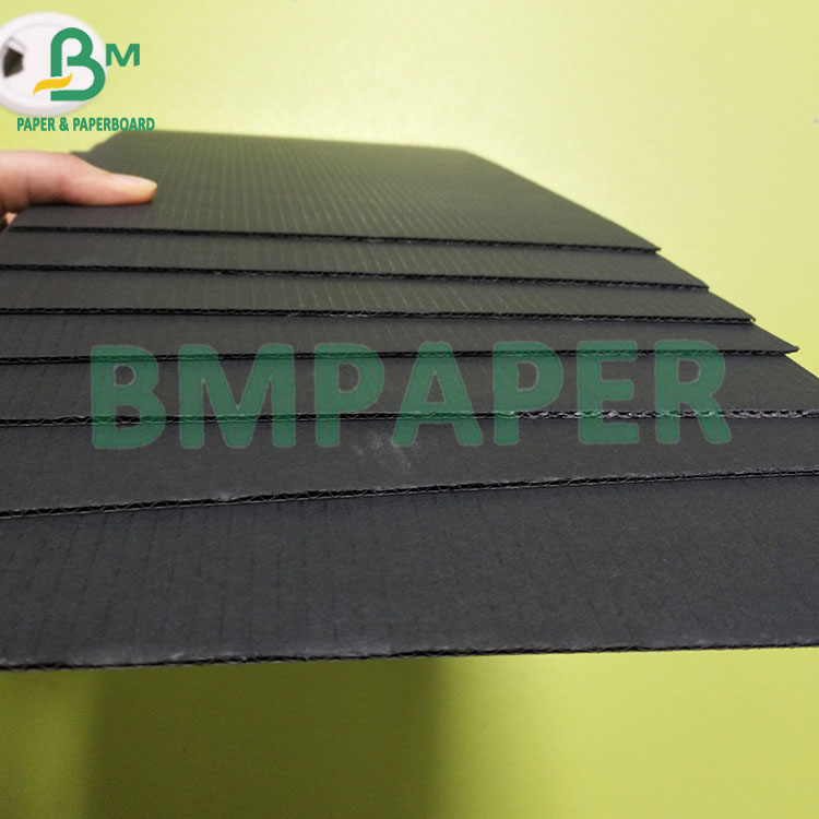 1.5MM 2MM E Pit 110+110+110 Black Card Triple Layer Flute Corrugated Cardboardfor Paper Packing