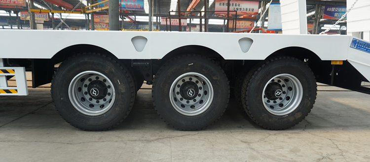 TITAN 60-100 ton heavy duty lowbed semi trailer for sale south Africa