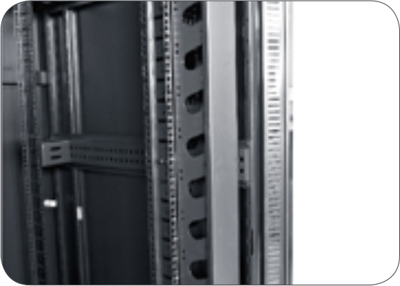 IDC07 server cabinet-Cable management