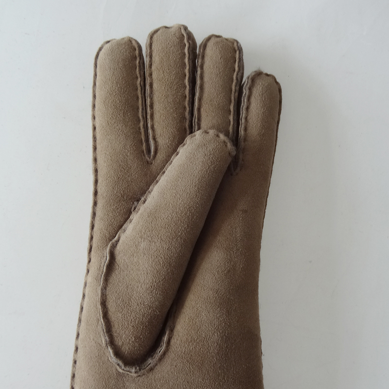 gloves sheepskin (3).jpg