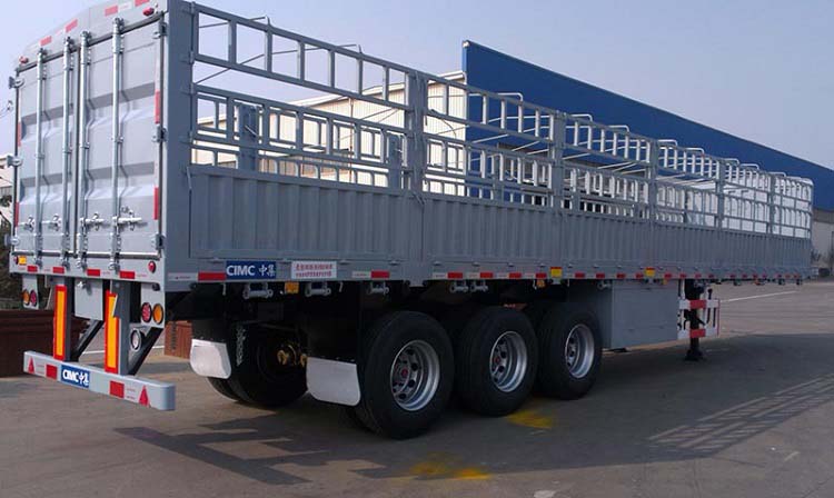 Tri Axle High-wall Side-railed Flatbed Fence Trailer for Sale
