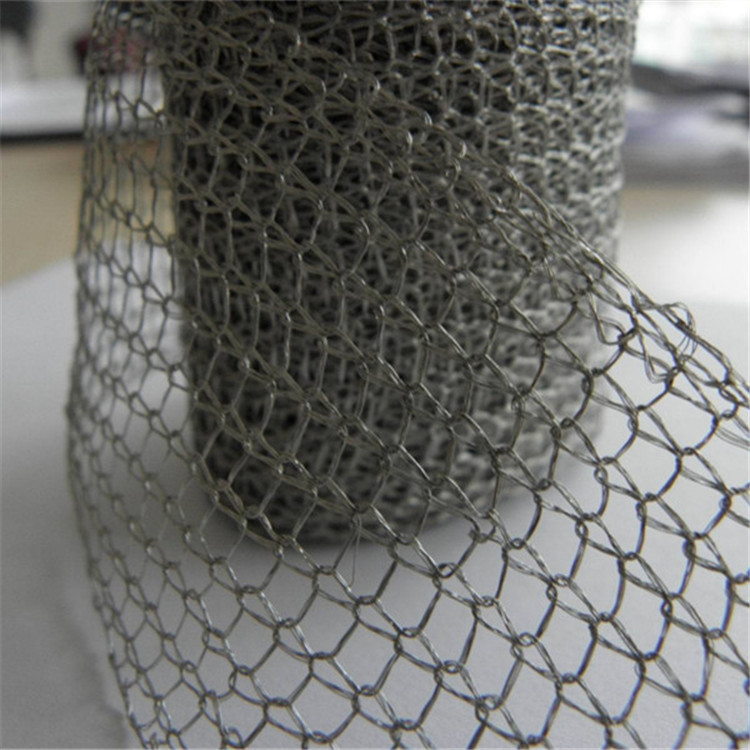 Stainless steel knitted wire mesh