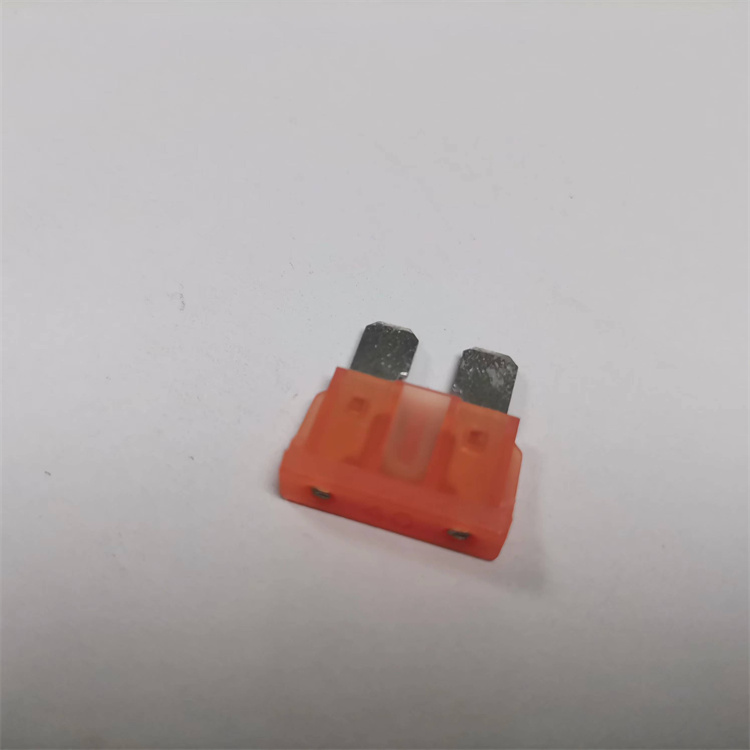 DC80V 40A Automotive Blade Fuse UL Certified Low Voltage Fuse Supplied by China Factory