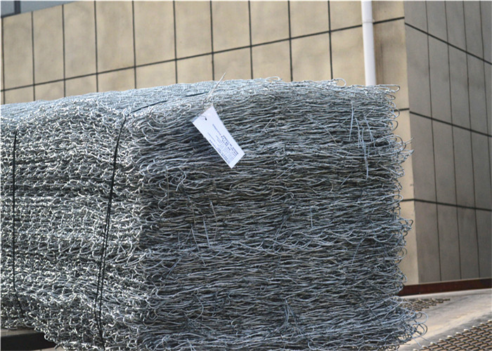 Galvanized Wire Mesh Gabion Baskets 60mm*80mm Openings for flood control