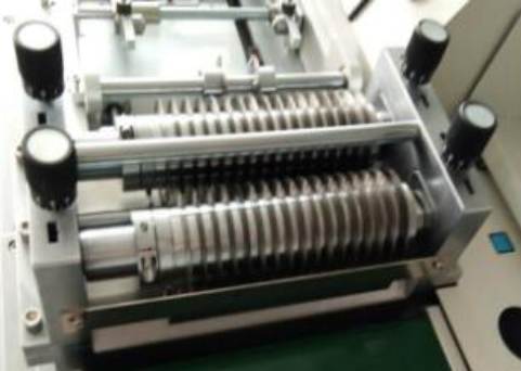 Aluminum Board PCB Depaneling Equipment Multiple Blade For LED Strip / Tube light 1