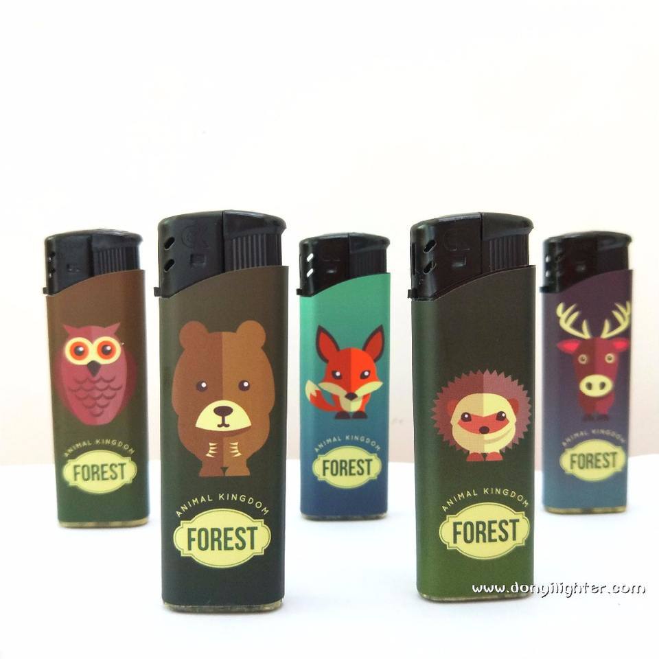 Dongyi Factory Wholesale Cheap Price Custom Label Smoking Lighter with Cool Dog