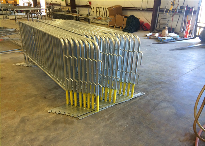 crowd control barriers