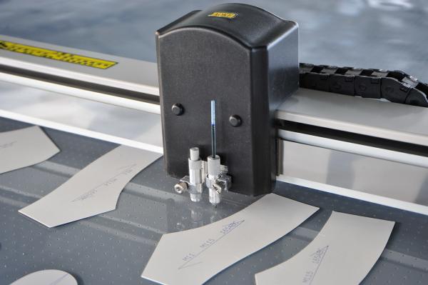 paper pattern cutting machine