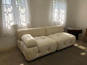 China Upholstered Velvet 90cm Length Living Room Sofa Set High Density Foam on sale 