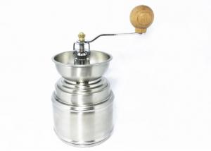 China Classic Hand Operated Manual Coffee Grinder , 50ml Coffee Bean Burr Grinder on sale 
