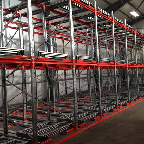 Heavy Duty Push Back Racking System in Metal with Sliding Wheel