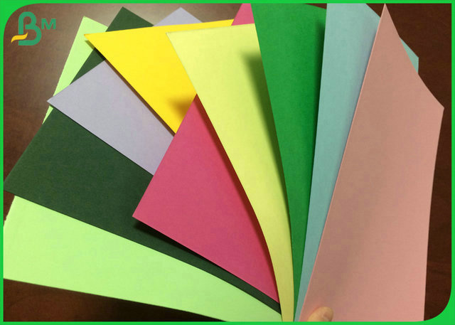 FSC Approved 230gsm 250gsm Colored Paper Sheet With Color Printing Stable 