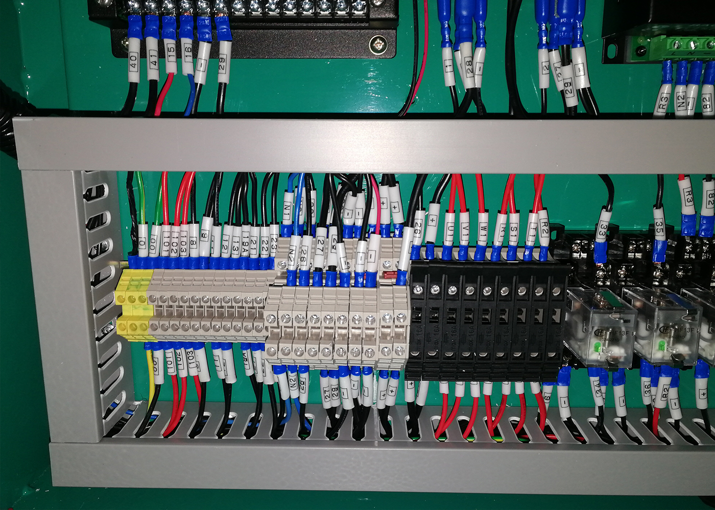 line connetion of generator controller, contral panel