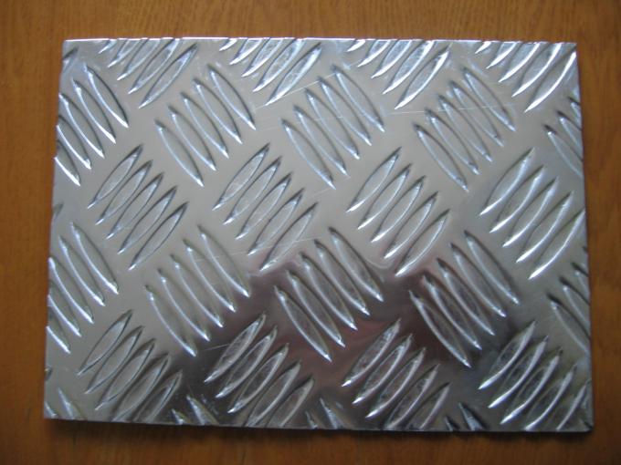 5 Bar Aluminium Checker Plate Sheet Custom Pattern Checked Height 0.6mm--1.2mm