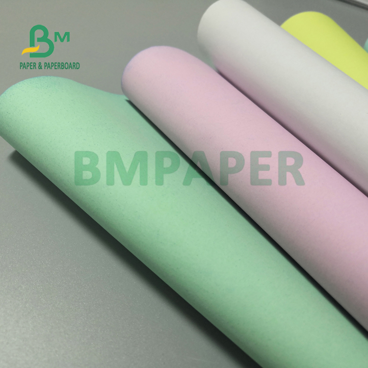 50gsm 3 Layers Carbonless NCR Paper Sheets For Commercial Printing 70 X 100CM