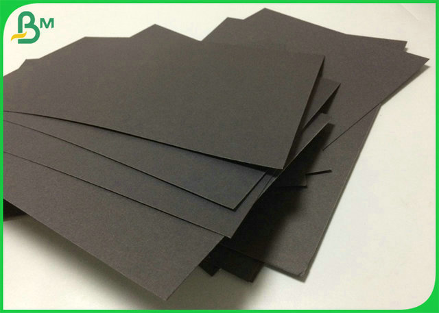 SGS Certified 400GSM 450GSM Uncoated Solid Black Cardboard For Gift Package Paper 