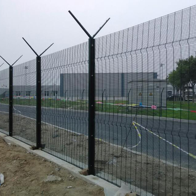 Cheap Galvanized Anti Climb Metal 3 Wave Bends 358 Security Wire Mesh Fence With Barbed Wire.jpg